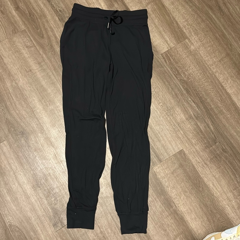 Lululemon joggers